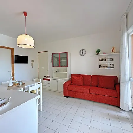 179 - Trilocale Al Primo Piano Al Pineta A 100 Mt Dal Mare, Con Vista- Inclusa Nel Prezzo Apartment