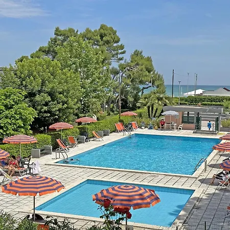 Apartment 179 - Trilocale Al Primo Piano Al Pineta A 100 Mt Dal Mare, Con Vista- Inclusa Nel Prezzo Marcelli